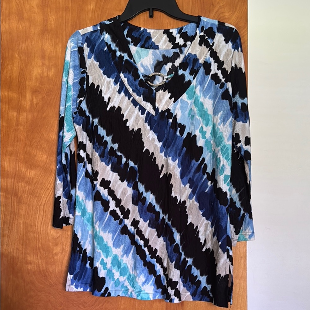 Stylish Blue Patterned Women's Top